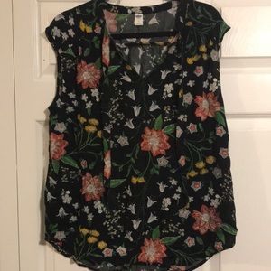 Floral print Old Navy shirt